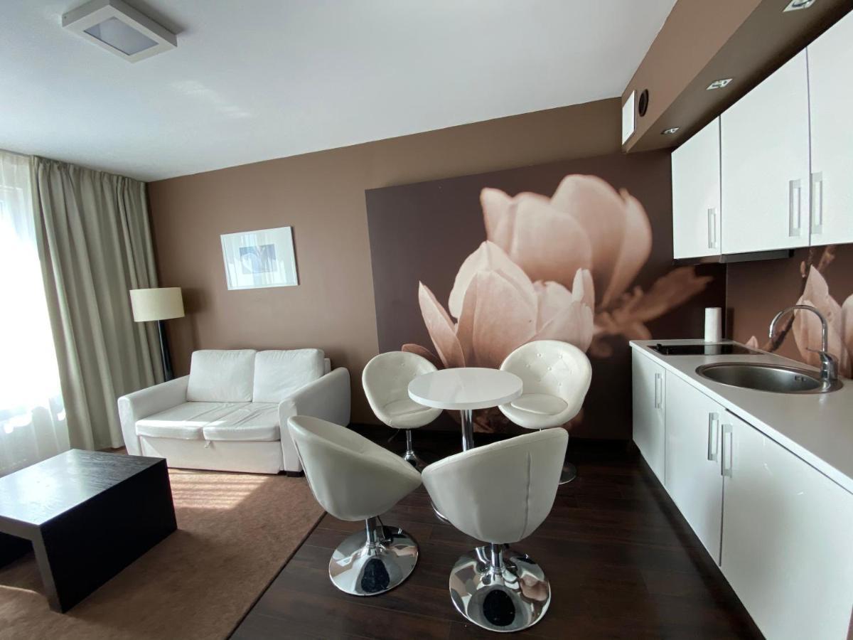 Apartament Prywatny Salon Z Aneksem Kuchennym I Sypialnia W Hotelu Diva Колобжег Экстерьер фото