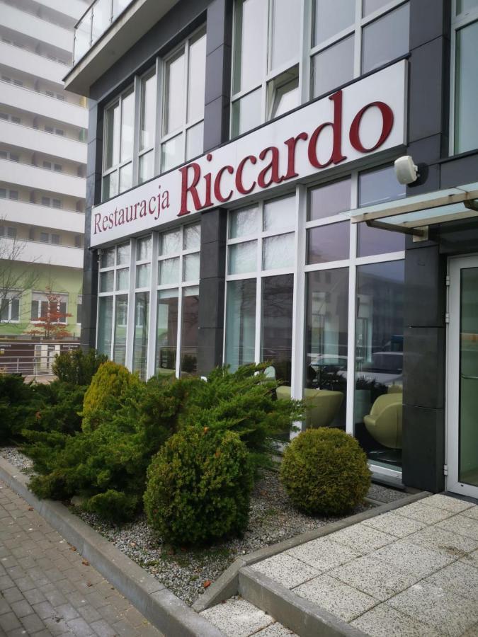 Apartament Prywatny Salon Z Aneksem Kuchennym I Sypialnia W Hotelu Diva Колобжег Экстерьер фото