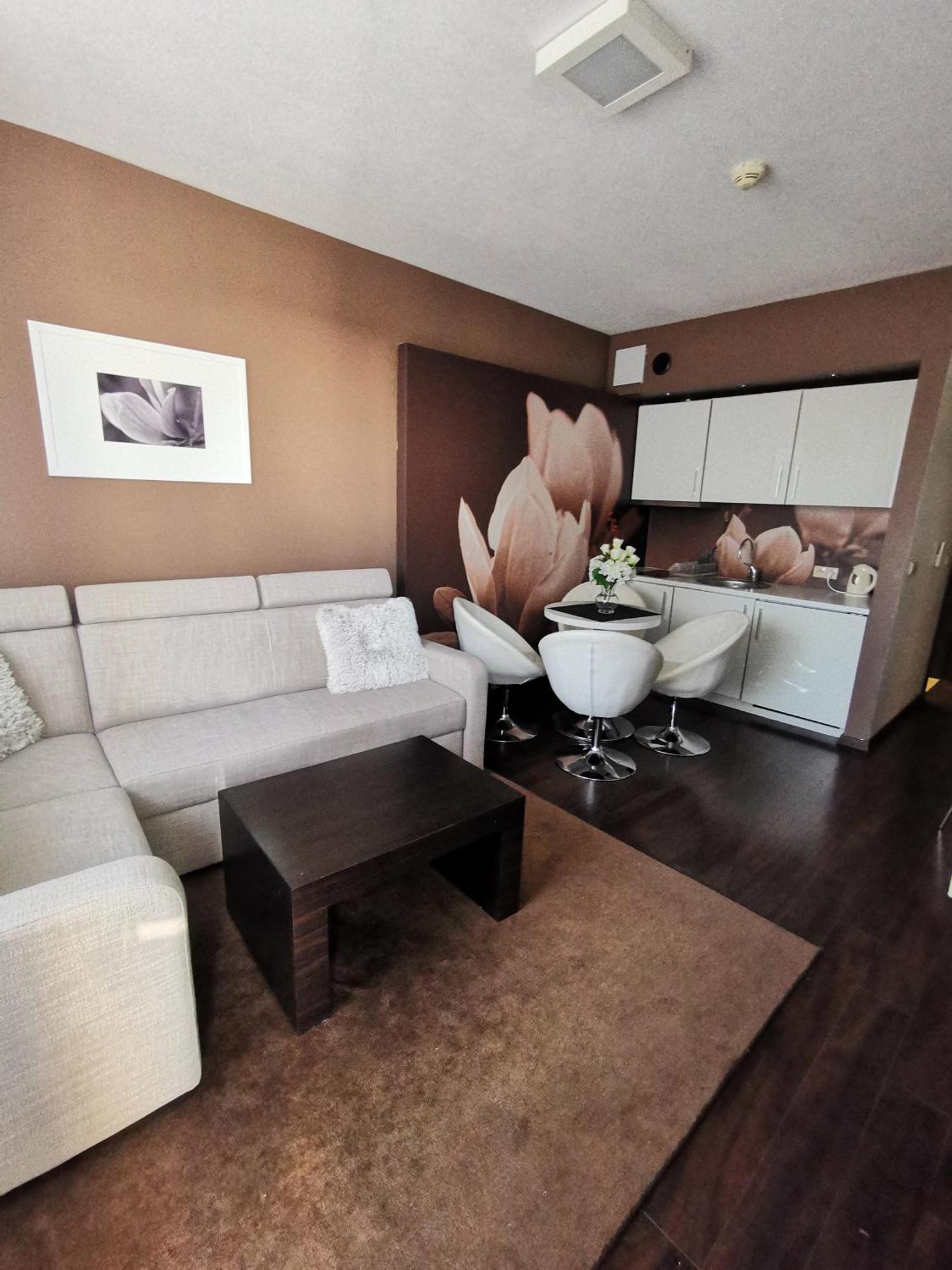 Apartament Prywatny Salon Z Aneksem Kuchennym I Sypialnia W Hotelu Diva Колобжег Номер фото